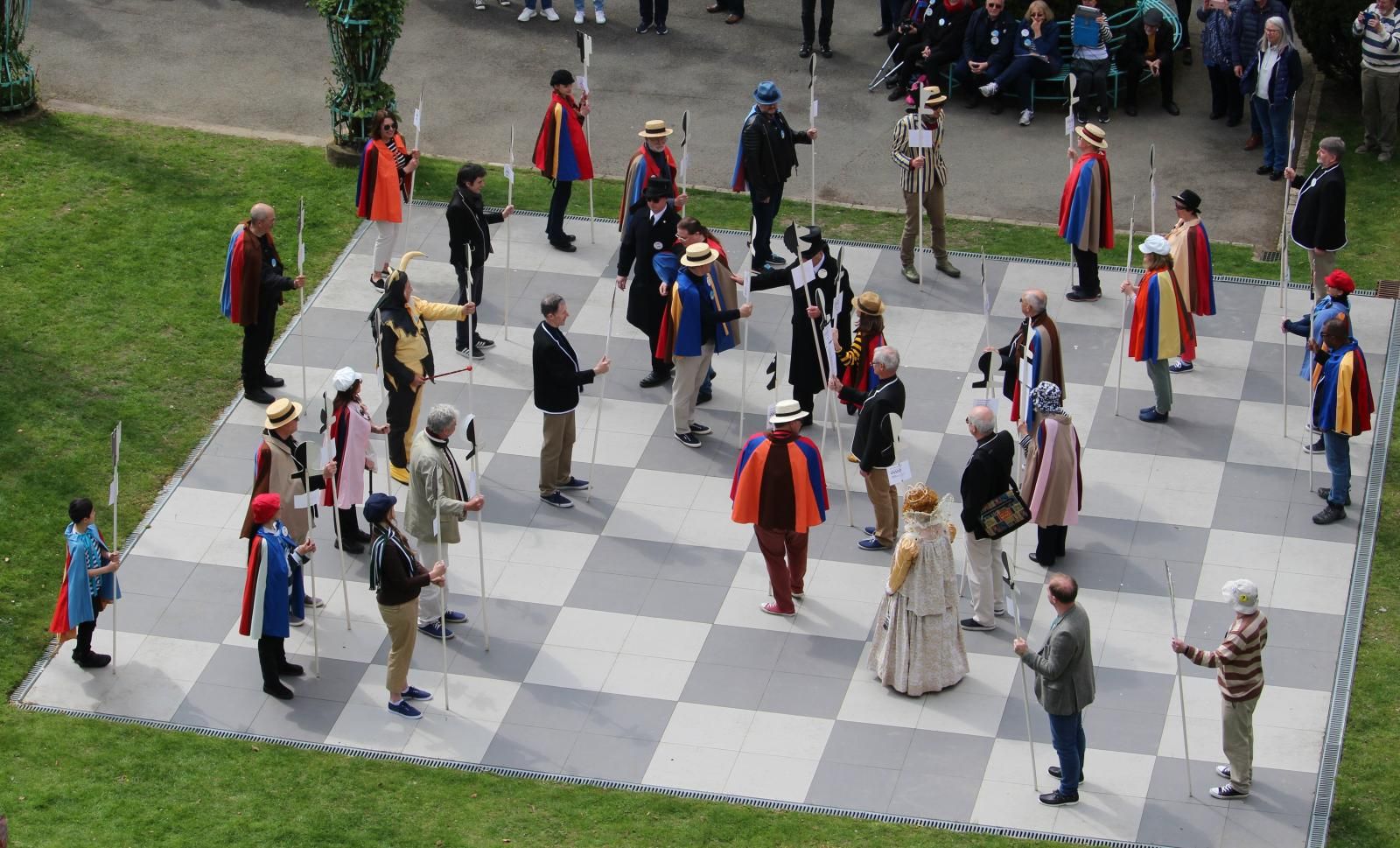 Penwythnos Y Prisoner 